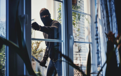 Furto di rame a Montodine, 23enne ai domiciliari