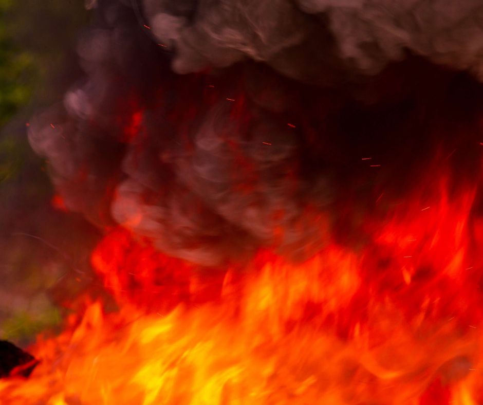 Incendio in un cascinale, muore un pensionato di 90 anni