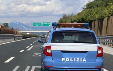 Licenze sospese per due bar dopo controlli e violenze