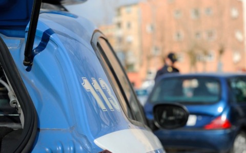 Sette persone allontanate dopo una lite violenta