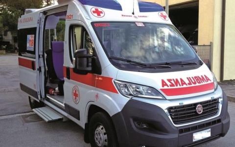 A Cremona segnali della sirena Tamoil per la manutenzione