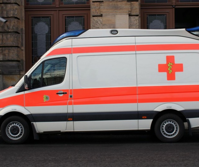 Notte di interventi per il 118: incidenti e malori in provincia