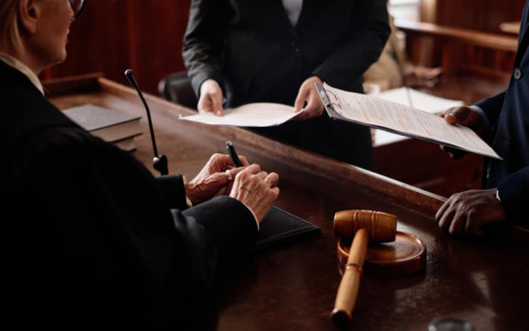 Interrogatorio per il presunto omicida: il caso di Vescovato